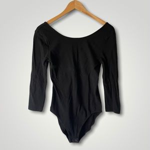 GAP Black Fitted Stretch Tee Boatneck 3/4 Sleeve Snap Closure Bodysuit